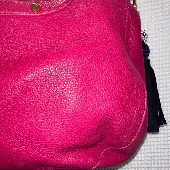 Tory Burch Amanda Magenta Pink Pebbled Leather Hobo Shoulder Bag w/Tassel Charm - Picture 14 of 16